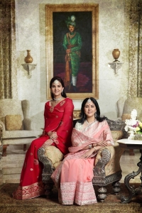 Maharani Sangeeta Kumari Devi with her daughter Maharaj Kunwarani Nivritti Kumari Mewar